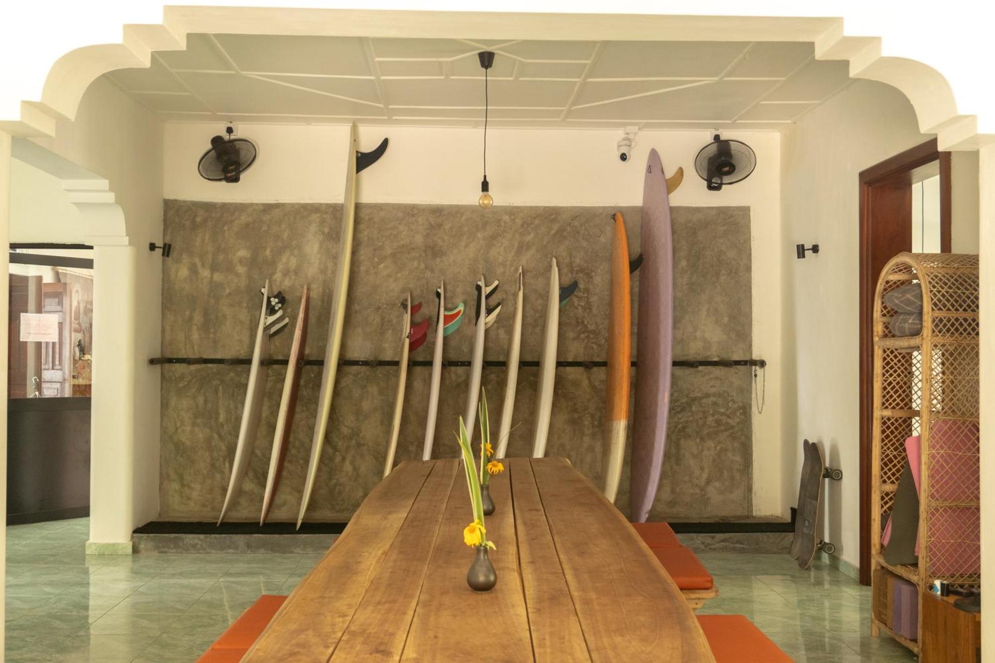 Appartamento Lotus Surf And Wellness Ahangama Esterno foto