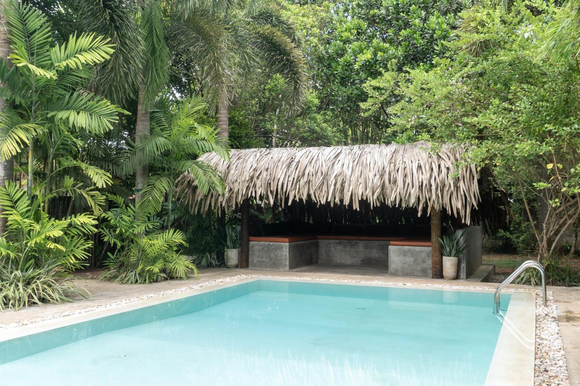 Appartamento Lotus Surf And Wellness Ahangama Esterno foto